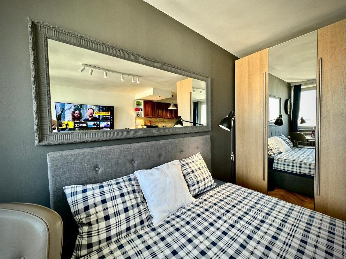 Super Apartament White Warszawa 2X Metro Scisle Centrum Wifi 300 Mbs New Exterior foto