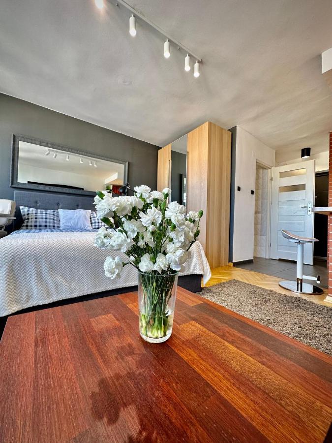 Super Apartament White Warszawa 2X Metro Scisle Centrum Wifi 300 Mbs New Exterior foto