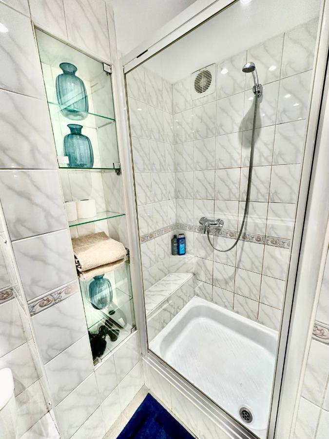 Super Apartament White Warszawa 2X Metro Scisle Centrum Wifi 300 Mbs New Exterior foto